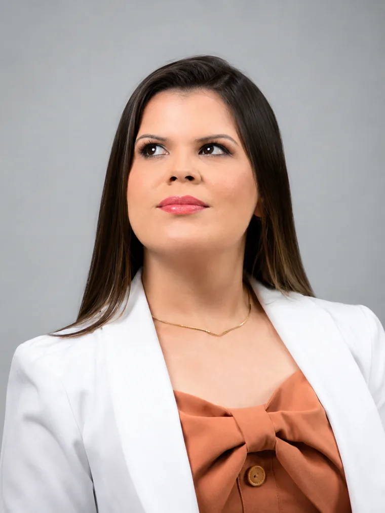 Dra. Alice de Paula, Biomédica Esteta - Responsável pela Estética, Clínica Odonto Face